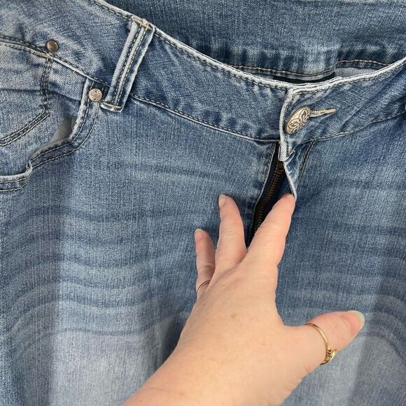 Lane Bryant Women's boot Cut Slim Leg Denim Size 16 - Picture 8 of 12
